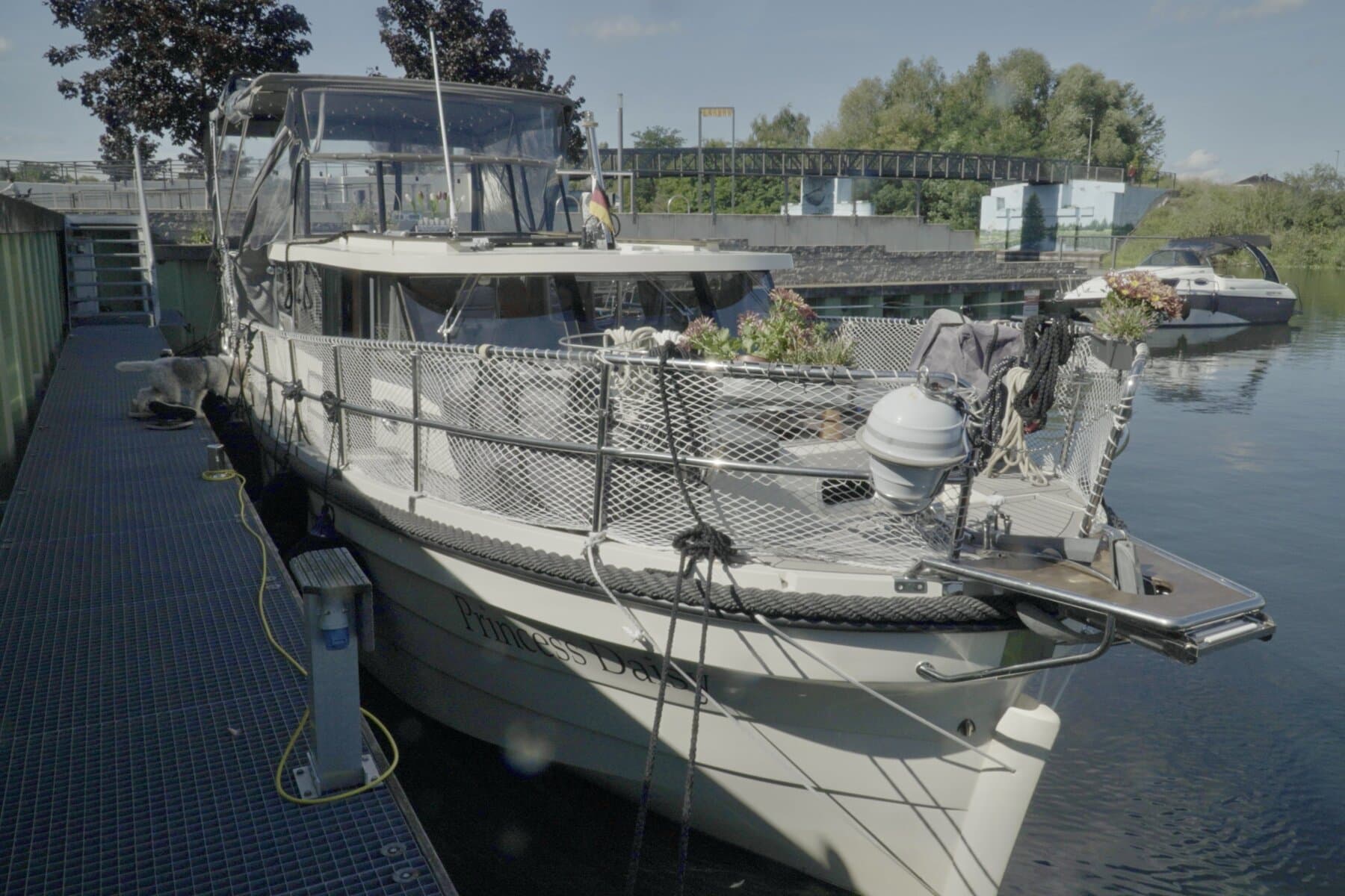 Mazuria Marim 33